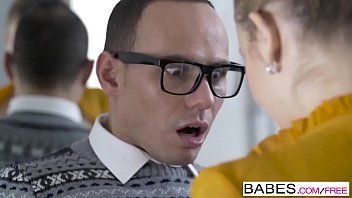 Play Nerd undressed by his boss at the office