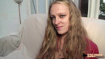 تشغيل كارولينا فتاة قبيحة من البلد دفعت مقابل xxx