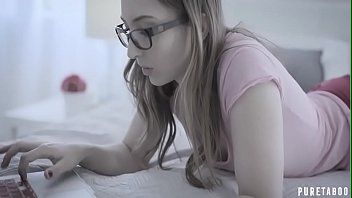 Play This guy walks around a lot of easy women because he loves to experiment
